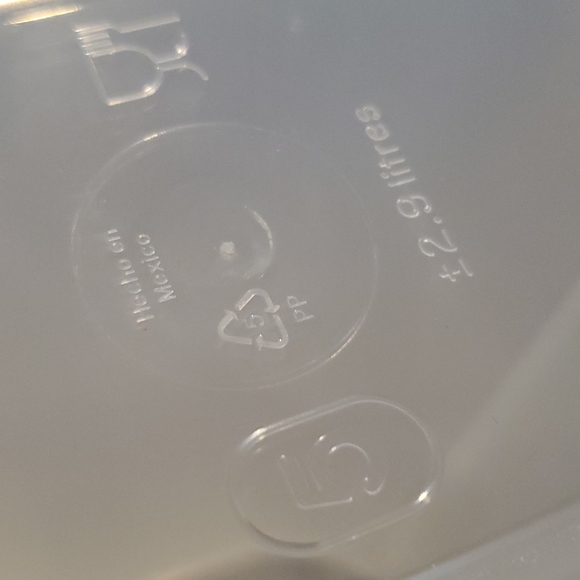 Tupperware Oval Modular Mate - Picture 13 of 14